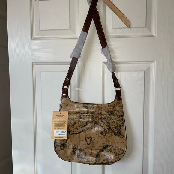 Patricia Nash Leather Map Purse New - Picture 2 of 3